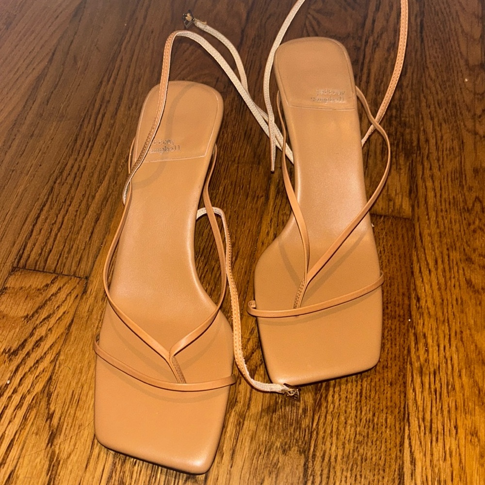 Jeffrey Campbell fluxx sandal